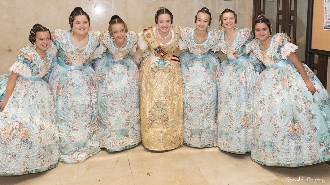 The Espolín of the Fallera Mayor Infantil of Alzira