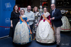 The XIX Exhibition of Valencian Clothing has already been inaugurated at the El Saler Shopping Center. - 2