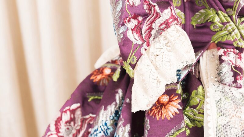 Estefania Lopez debuts her official costume of the 18th century.