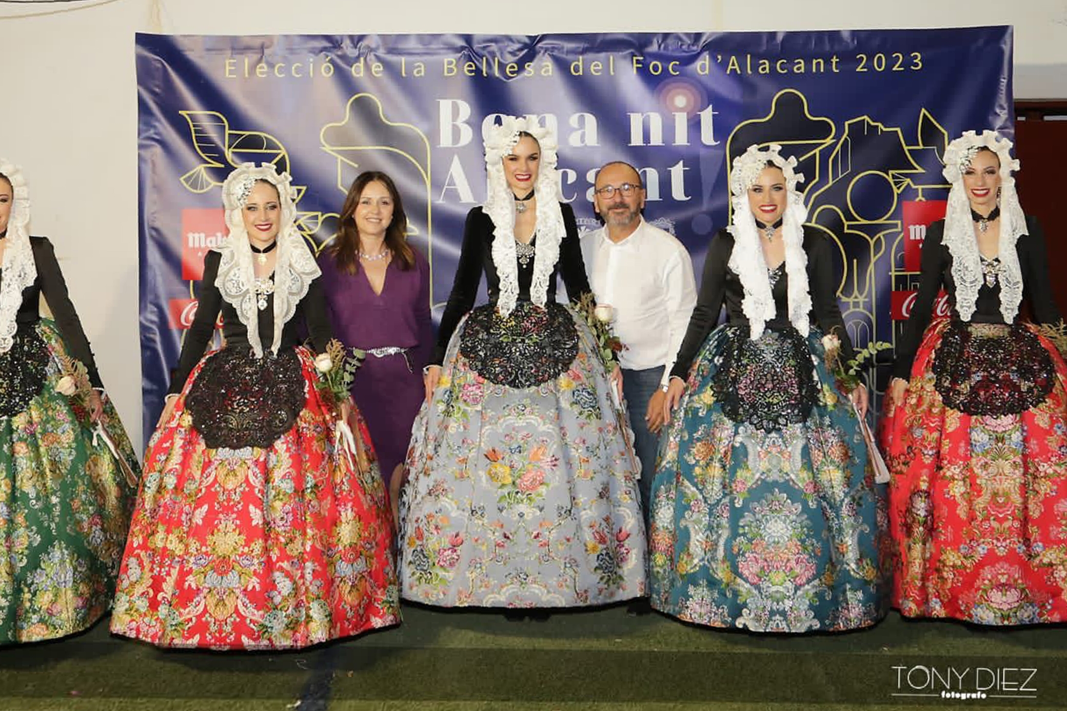 Vives y Marí presenciaron el acto de elección de Belén e Inés, Bellesas del Foc d'Alacant 2023