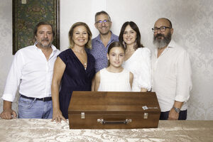 Las Falleras Mayores de Alzira 2025 reciben sus espolines en Vives y Marí - 2