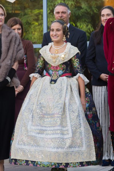 Carla Simó debuts a Vives y Marí fabric in Torrent - 7